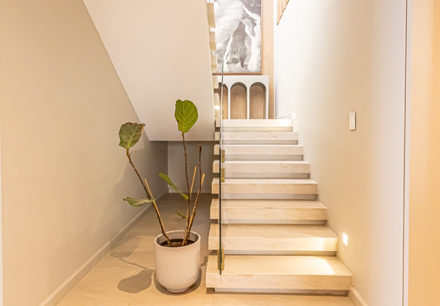 To Let 4 Bedroom Property for Rent in Fresnaye Western Cape